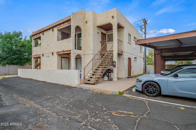 Primary Photo - 645 W Rio Salado Pkwy