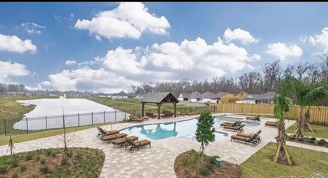 Building Photo - 7853 Seville Ct