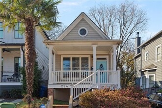 Building Photo - 224 Lampkin St NE