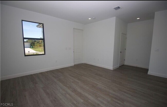 Building Photo - 8004 Spice Ct