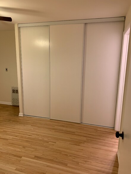 Building Photo - 689 Snelling Ave S