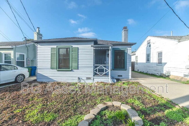 Building Photo - 317 Pomona Ave