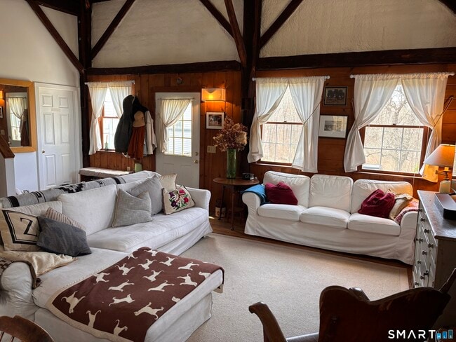 Building Photo - 16 Wilbur Rd