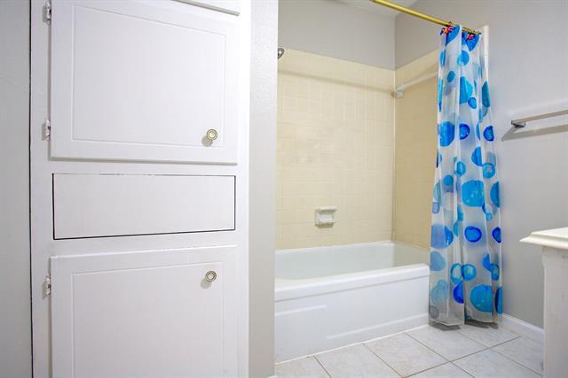 Building Photo - 6470 Westrock Dr