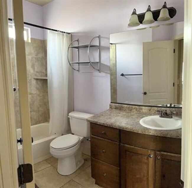 Building Photo - Beautiful Single Family Home