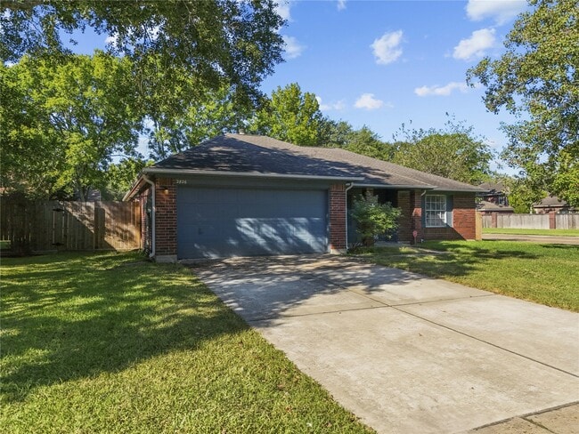 Building Photo - 2826 Wood Hollow Dr