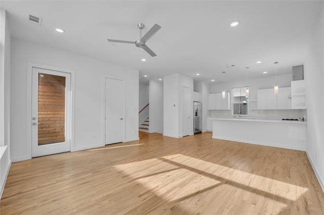 Building Photo - 2314 N Carroll Ave