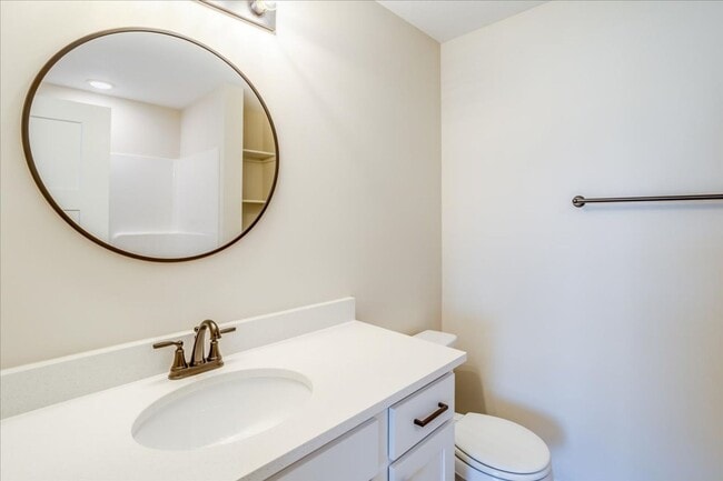 Building Photo - Fox Creek-Tracy Plan MODEL (NOT FOR RENT)