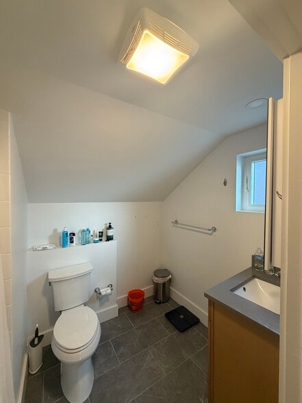 Building Photo - 140 Prospect St