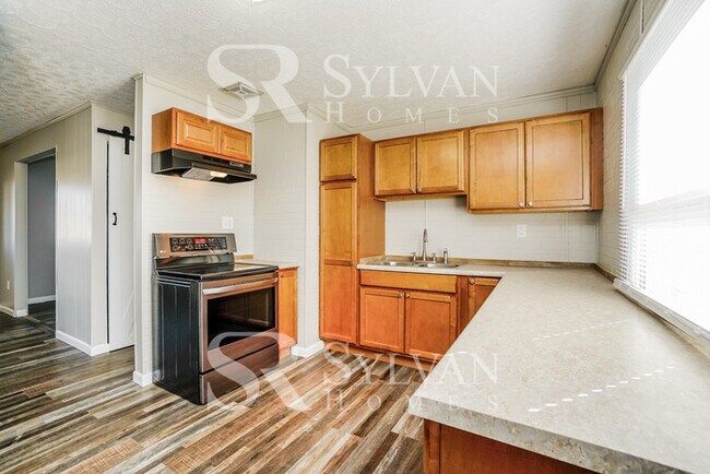 Building Photo - Coming HOME never felt so good!