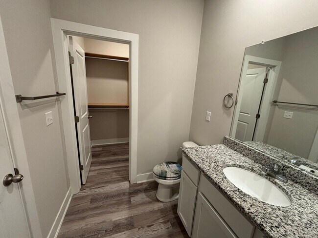 Building Photo - For Rent – Beautiful 3 Bed | 2 Bath Single-Family Home in Valley Center School District