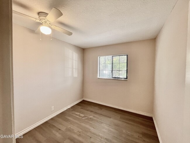 Building Photo - 3171 Milton Dr