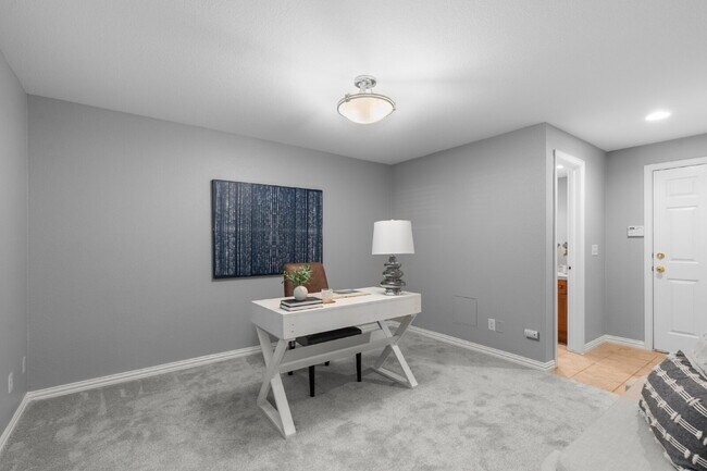 Building Photo - $3,350.00 - 2 Bedroom, 2.5 Bathroom Condo ...