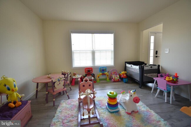 Building Photo - 84 Cilento Dr