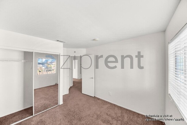 Building Photo - 37551 Deville St
