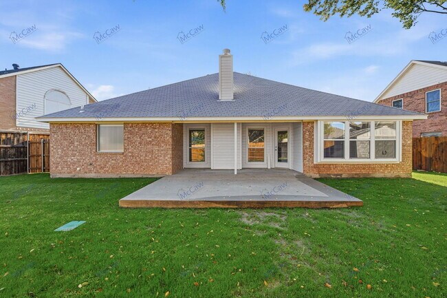 Building Photo - 309 Canterbury Dr