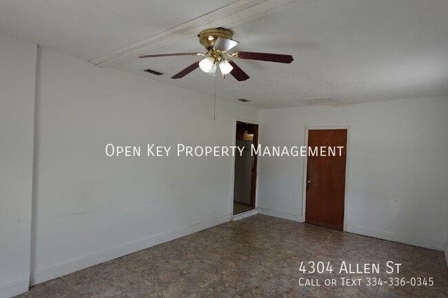 Building Photo - 4304 Allen St