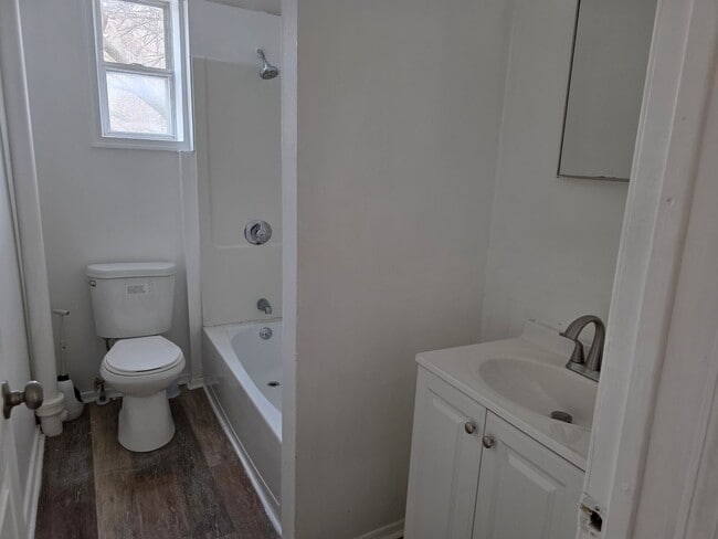 Building Photo - 905 Clifford Brown Walk