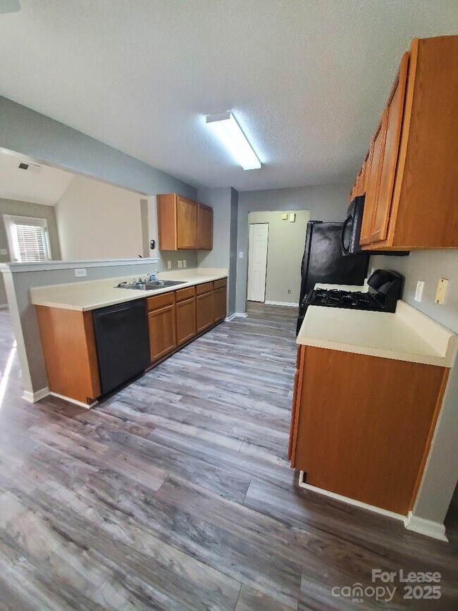 Building Photo - 10623 Campion Ct