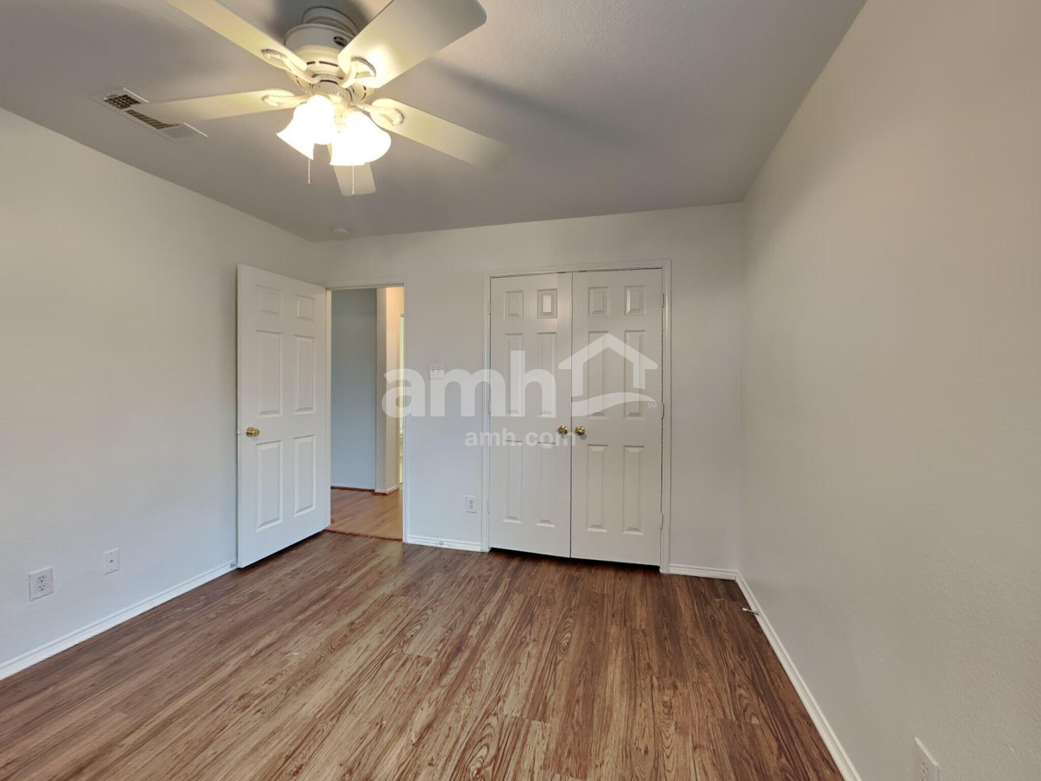 Building Photo - 733 Morgan Dr