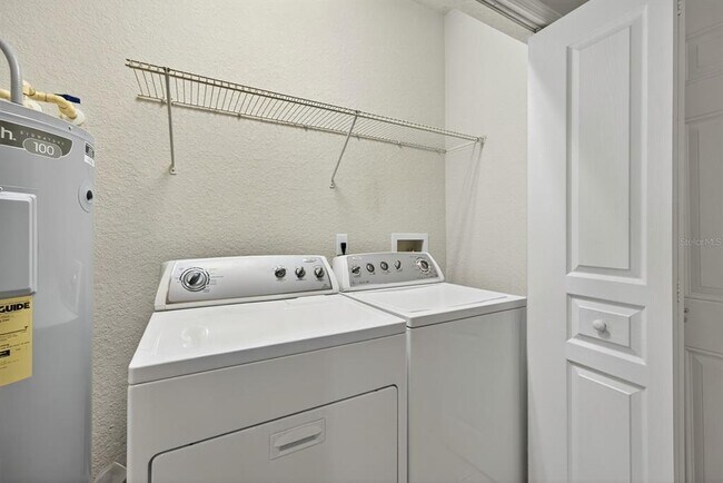 Building Photo - 8356 Bella Tierra Ct