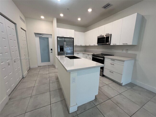 Building Photo - 8301 NW 41st St