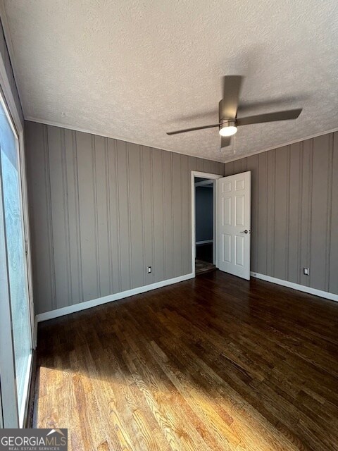 Building Photo - 1533 Pendley Dr