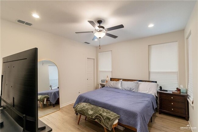 Building Photo - 25 Xavier Ave