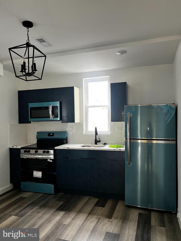 Building Photo - 1551 Church St