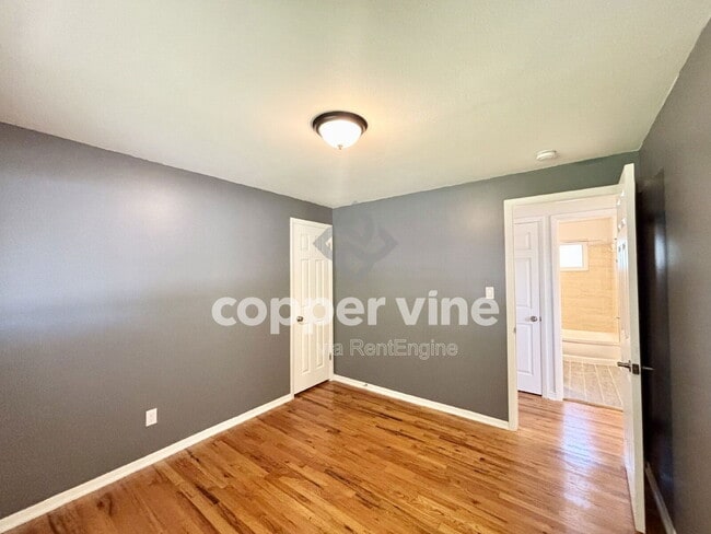 Building Photo - 6628 Eaton St