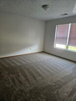 Building Photo - 5238 Emalene Rd