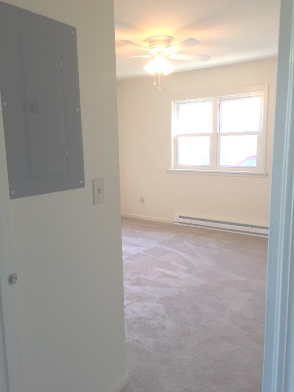 Building Photo - 3736 Carman Rd