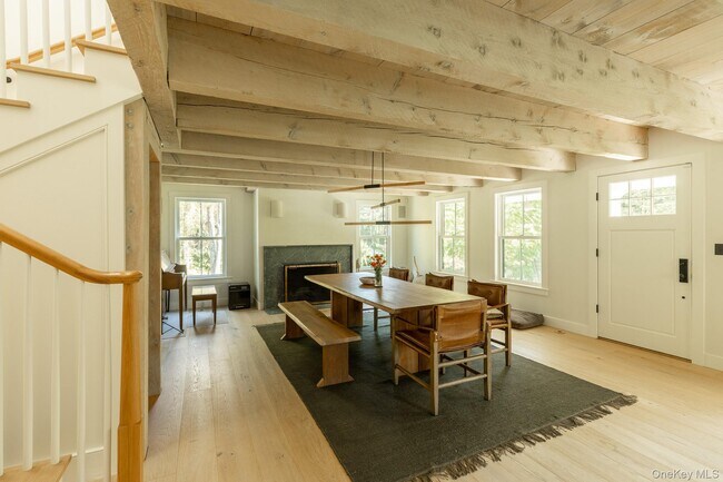 Building Photo - 4-6 Old Primrose Hill Rd