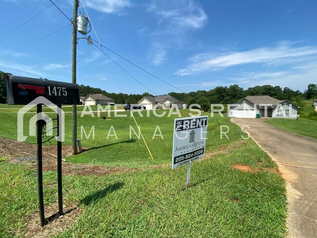 Building Photo - 1475 Beardens Farm Rd