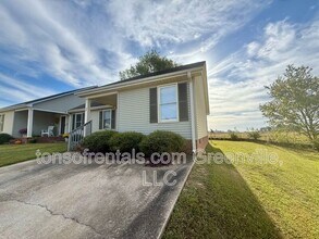 Building Photo - 12 B Camino Lane
