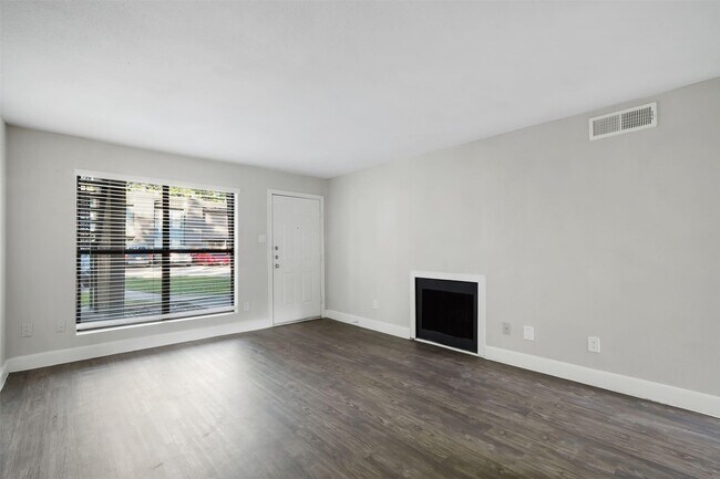 Building Photo - Make a Cool Move This Summer – Up to 2 Mon...