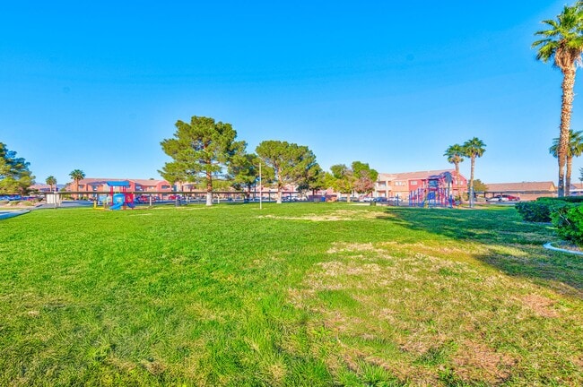 Building Photo - 4730 E Craig Rd