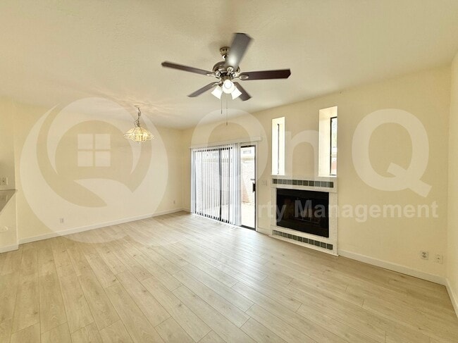 Building Photo - 500 N Roosevelt Ave