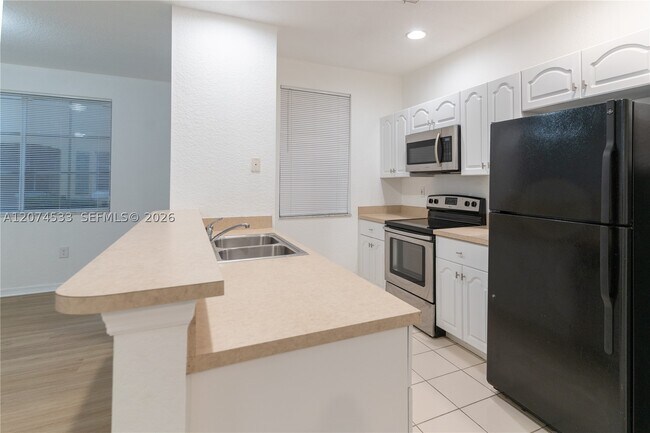 Building Photo - 6061 SW 19th St
