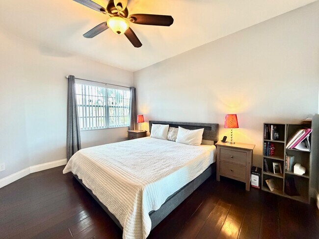 Building Photo - 651 Cypress Lake Blvd