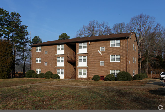 Building Photo - Little Rock Apartments