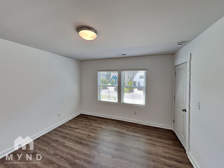 Building Photo - 3913 Ironwood St