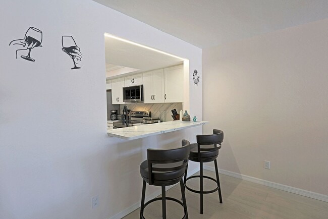 Building Photo - 11921 Seabreeze Cove Ln