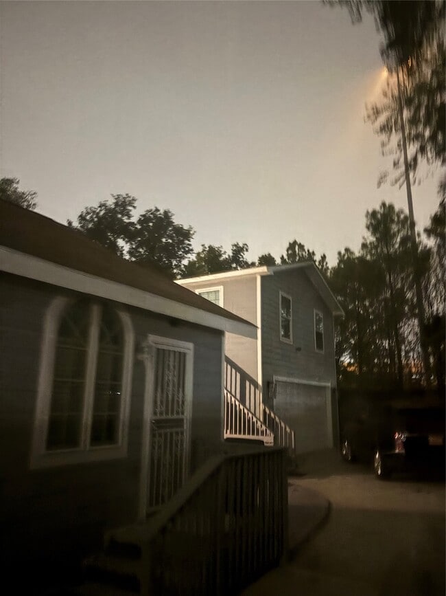 Building Photo - 3021 Gray St