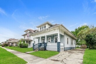 Building Photo - 363 E Cecil St