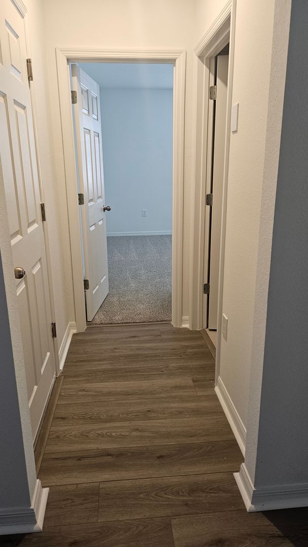 Building Photo - Like New Home in Deer Run at Crosswinds!