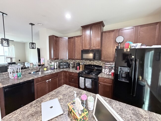 Building Photo - 606 Muddy Creek Rd