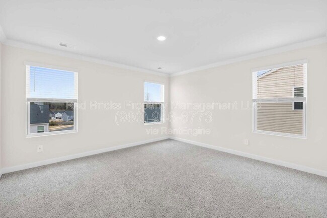 Building Photo - 3683 Backwater St