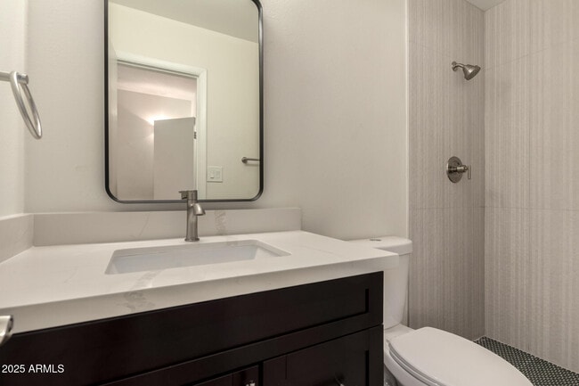 Building Photo - 4715 S Mill Ave