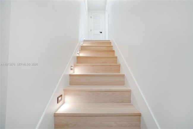 Building Photo - 600 San Antonio Ave